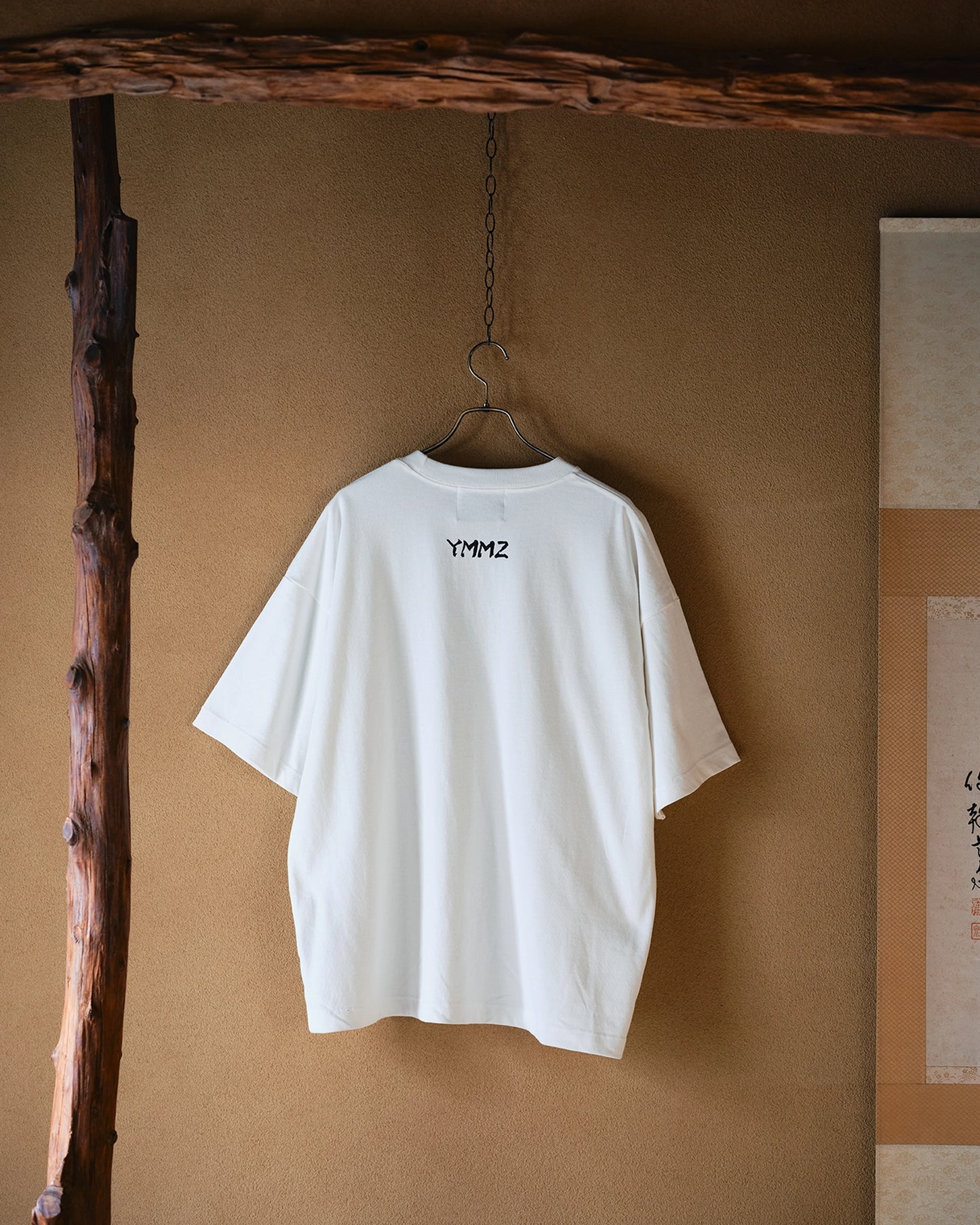 YMM2 KANJI LOGO T-SHIRT (WHITE)
